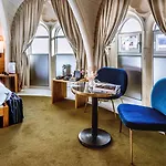 Hotell Mercure Centre 4*