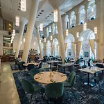 Mercure Centre Hotell 4*