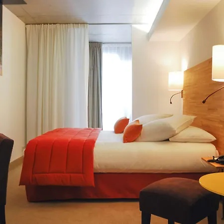 Mercure Centre 호텔 4*
