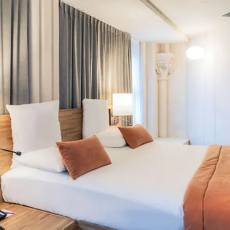 Mercure Centre 푸아티에