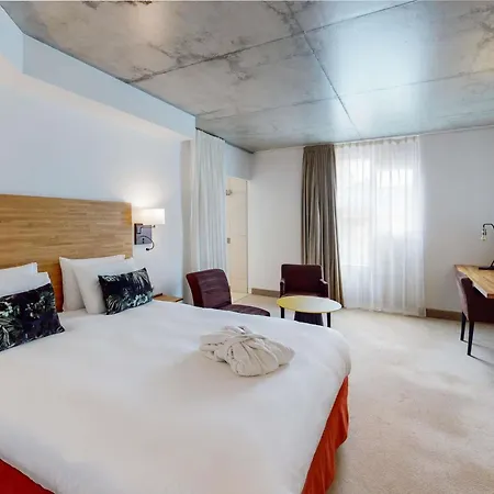 Mercure Centre 푸아티에