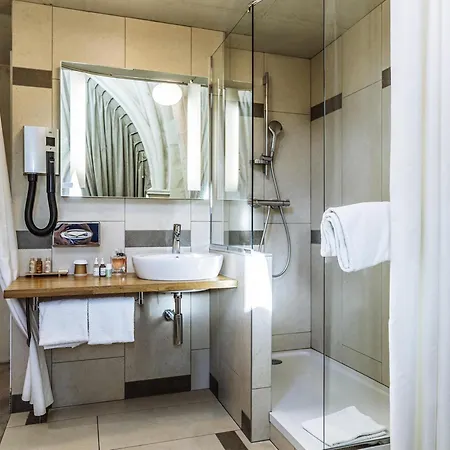 Mercure Centre Otel 4*