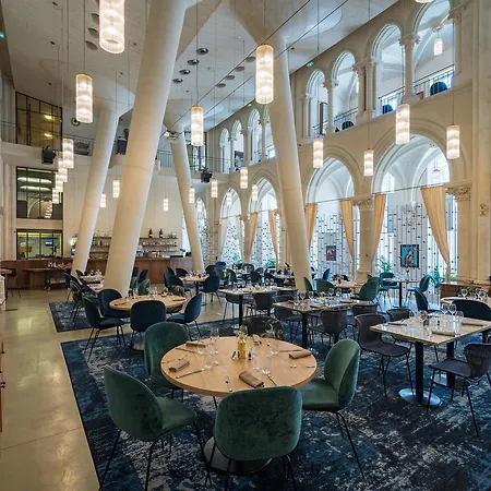 Mercure Centre 호텔 4*