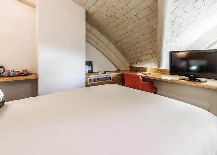 Отель Mercure Centre Пуатье