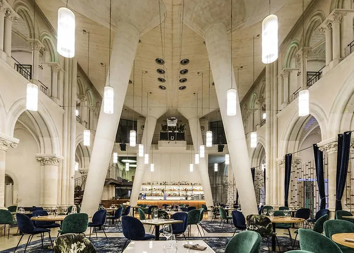 Mercure Centre Hotel 4*