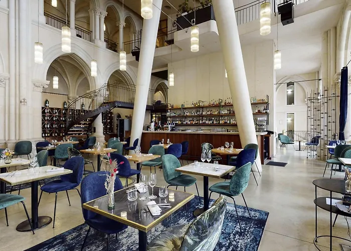 Mercure Centre Отель Пуатье