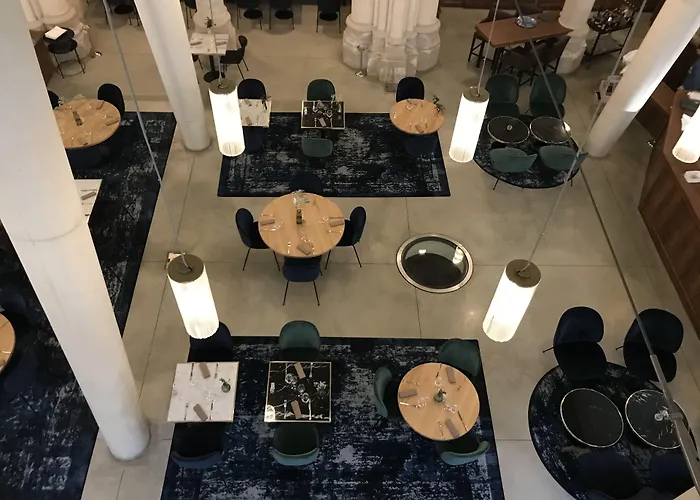 Отель Mercure Centre Пуатье