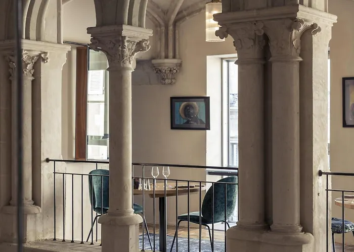 Mercure Centre Hotel 4*