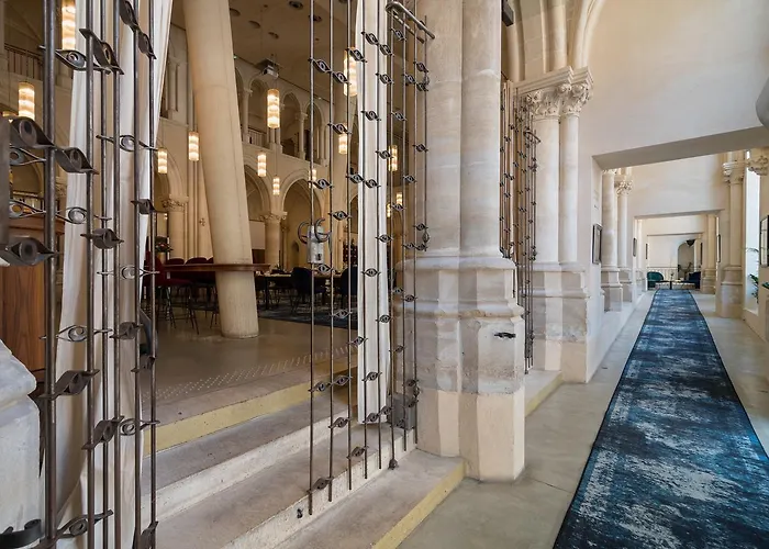 Mercure Centre 4* Пуатье